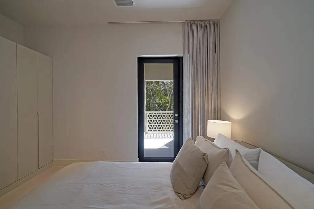 Westend New Providence Paradise Island BS