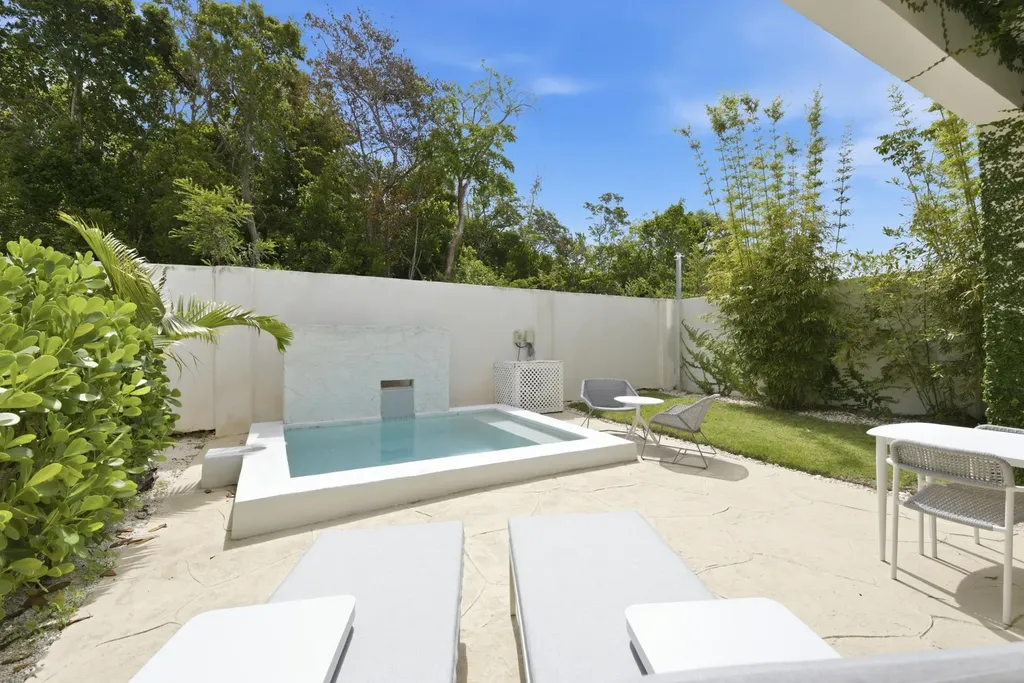 Westend New Providence Paradise Island BS
