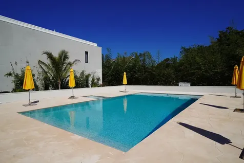 Westend New Providence Paradise Island BS