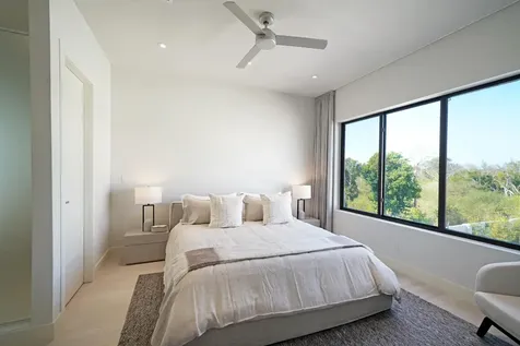 Westend New Providence Paradise Island BS