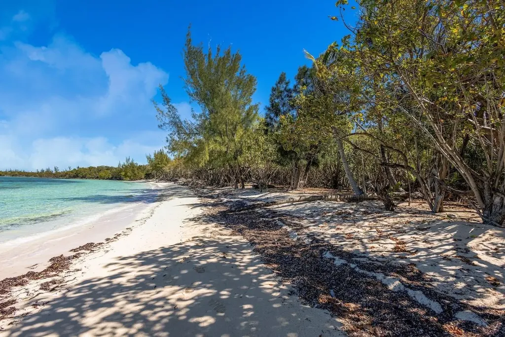 Green Turtle Cay Acreage Abaco BS