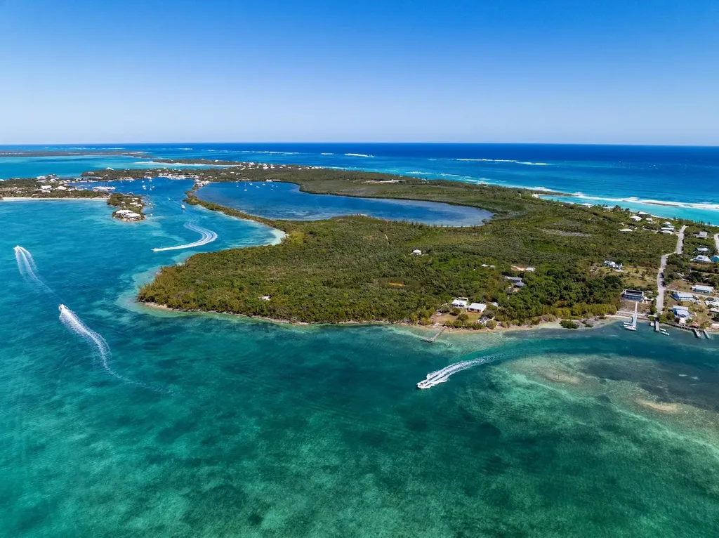 Green Turtle Cay Acreage Abaco BS
