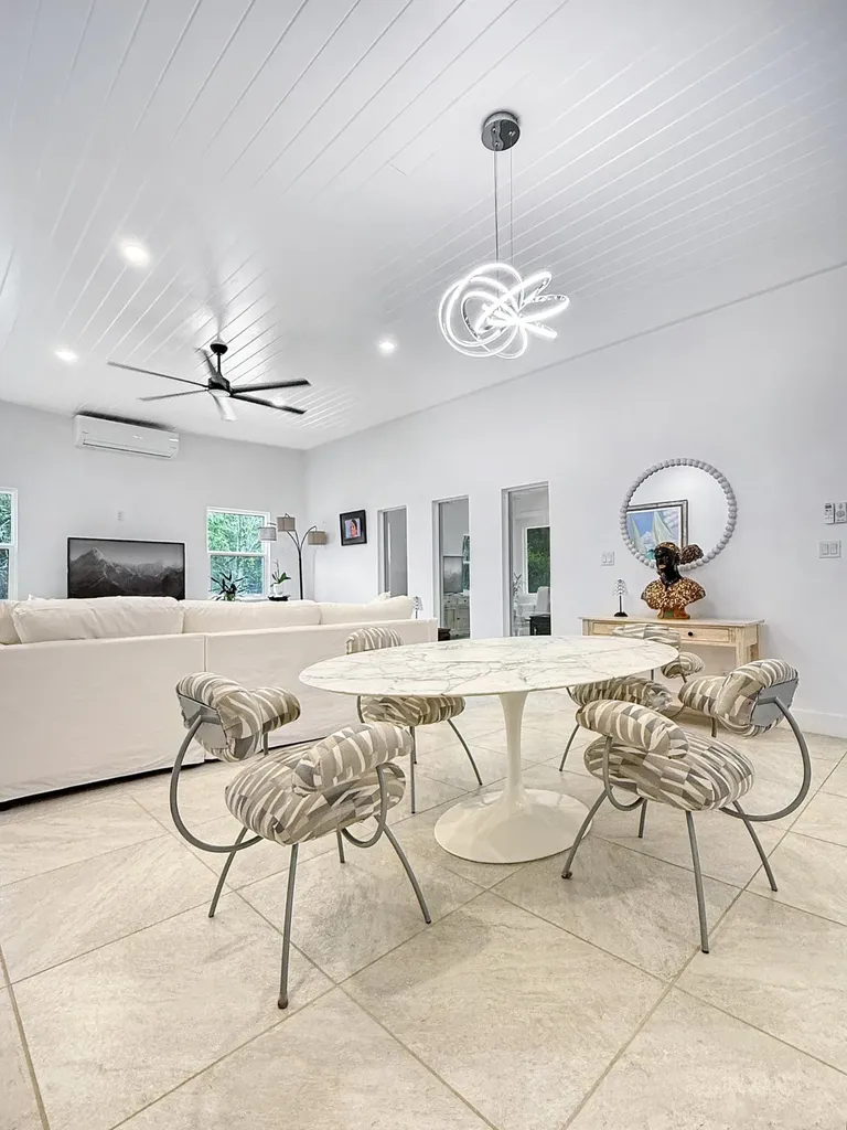 Banks Road Eleuthera BS