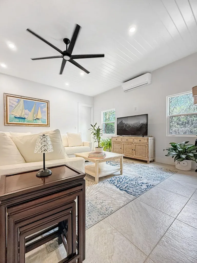 Banks Road Eleuthera BS