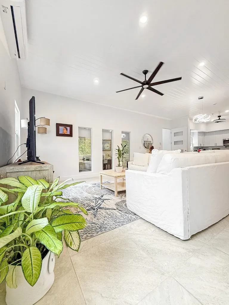 Banks Road Eleuthera BS