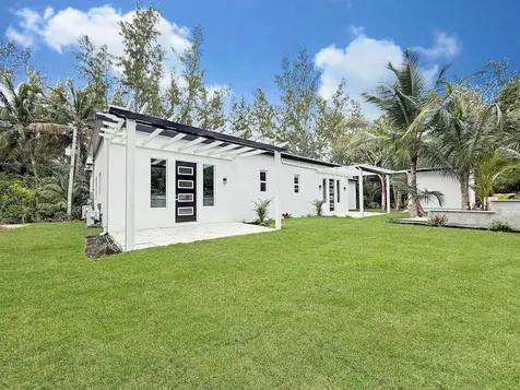 Banks Road Eleuthera BS