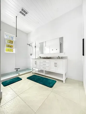 Banks Road Eleuthera BS