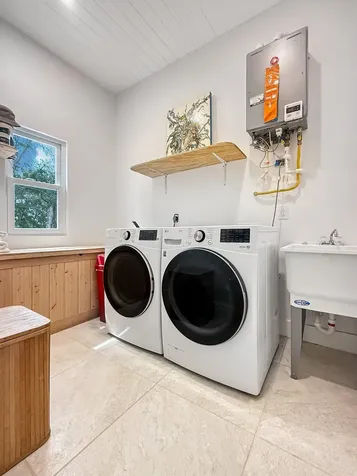 Banks Road Eleuthera BS