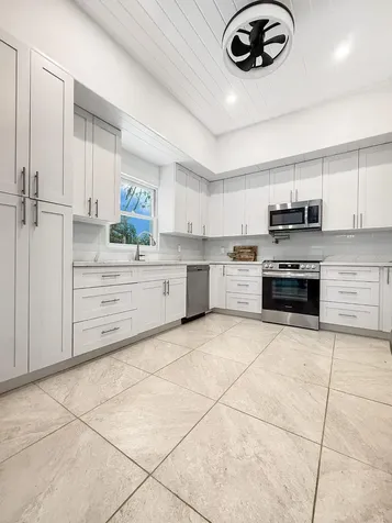 Banks Road Eleuthera BS