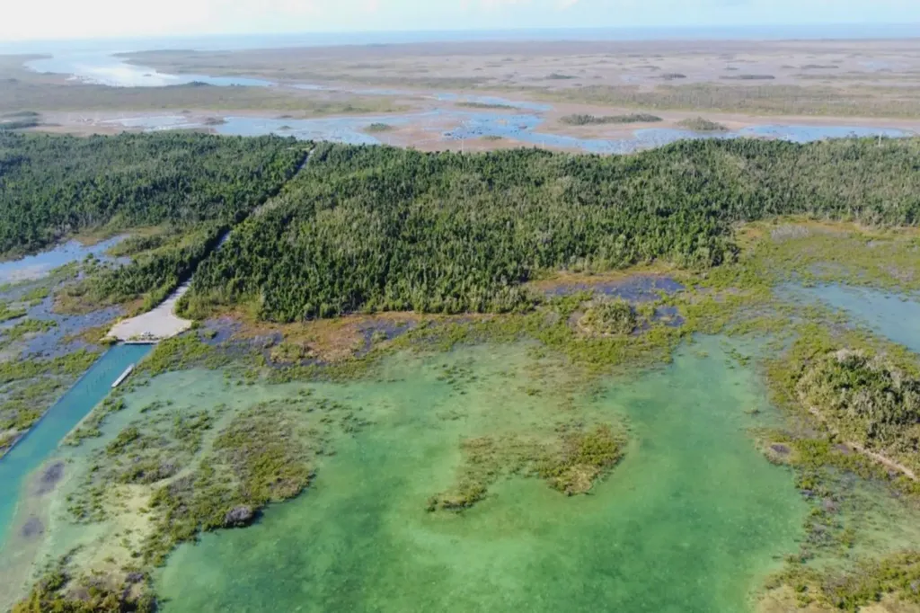 20 Acres Treasurer Cay Abaco BS