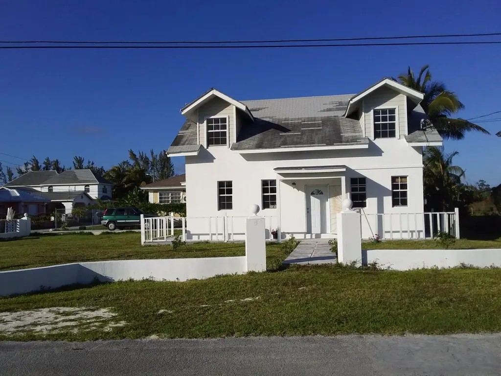 Coral Lakes New Providence Paradise Island BS