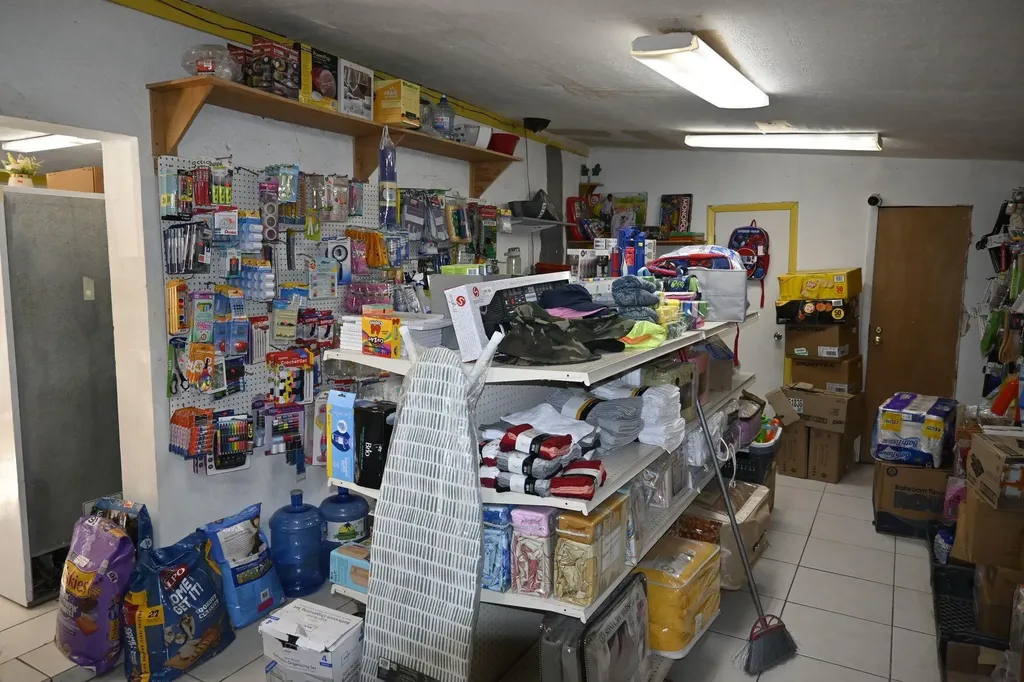 Retail Turnkey Business Opportunity Eleuthera BS