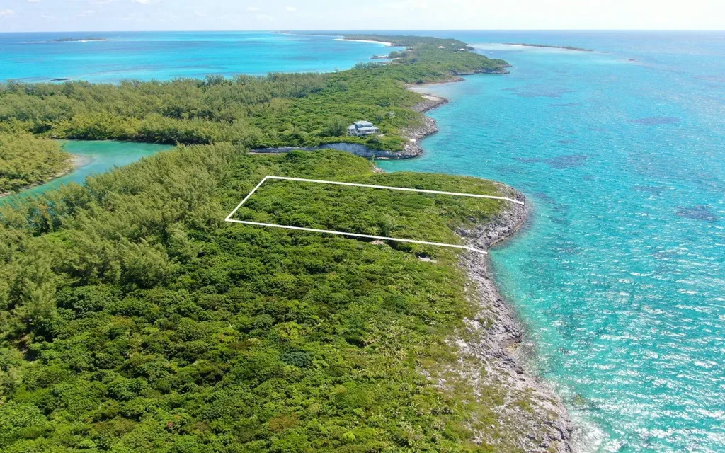 Lot 28, Rose Island Beach New Providence Paradise Island BS