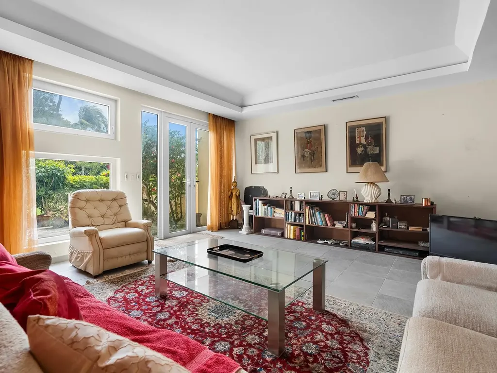 Mira Mar New Providence Paradise Island BS