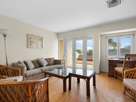 Mira Mar New Providence Paradise Island BS