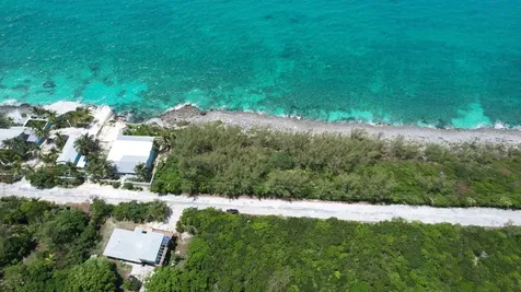 Waterfront Rainbow Bay Eleuthera BS