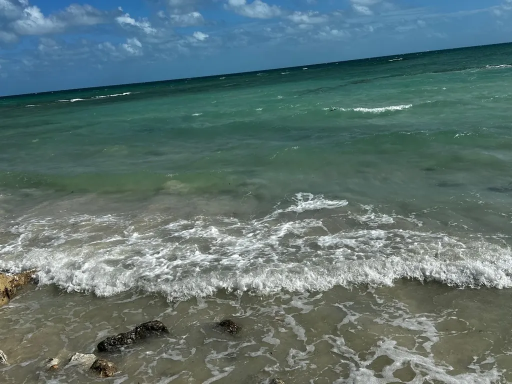 Gregory Town Vacant Lot Eleuthera BS