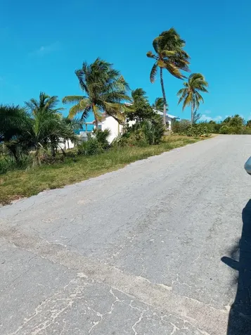 Gregory Town Vacant Lot Eleuthera BS