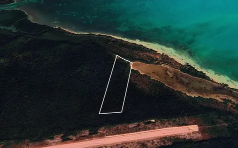 Lot 2, Moore's Island Abaco BS