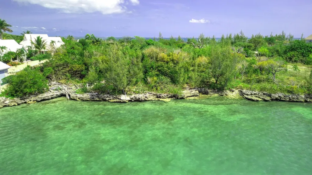 Pelican Shores Lot 5 Abaco BS