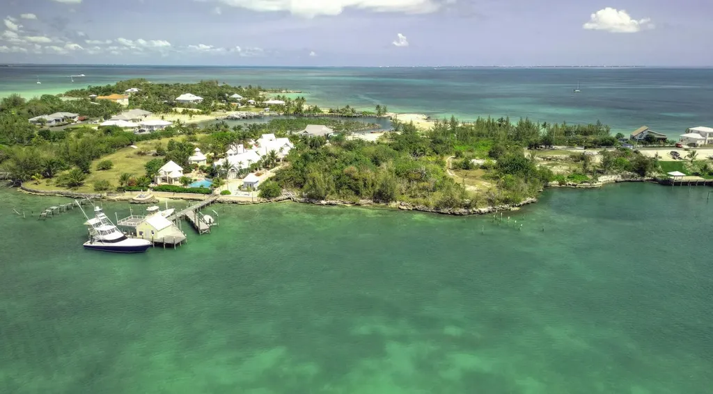 Pelican Shores Lot 5 Abaco BS