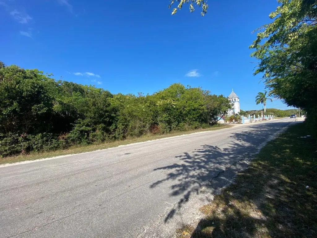 Hamilton, Long Island Long Island BS