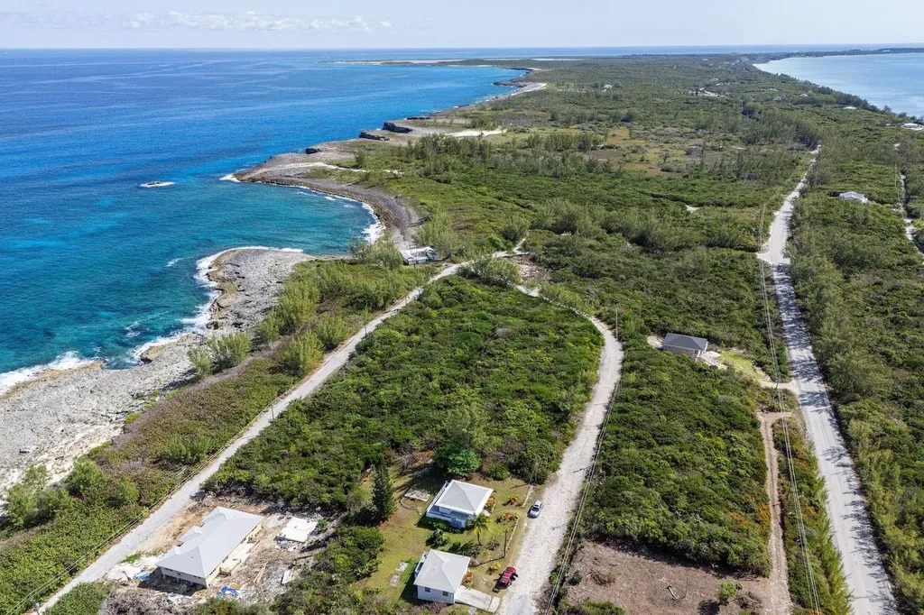Lot 7, Block 44 Eleuthera BS
