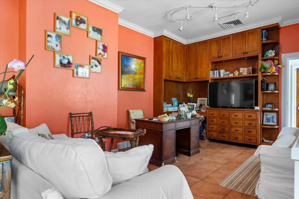 Marine Drive New Providence Paradise Island BS