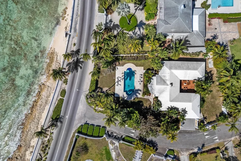 Marine Drive New Providence Paradise Island BS