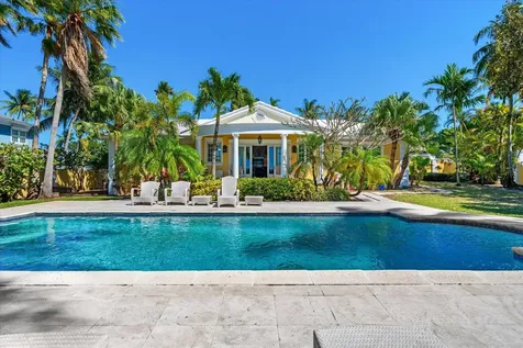 Marine Drive New Providence Paradise Island BS