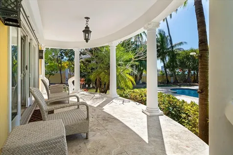 Marine Drive New Providence Paradise Island BS