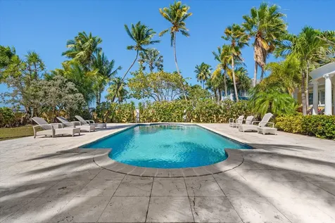 Marine Drive New Providence Paradise Island BS