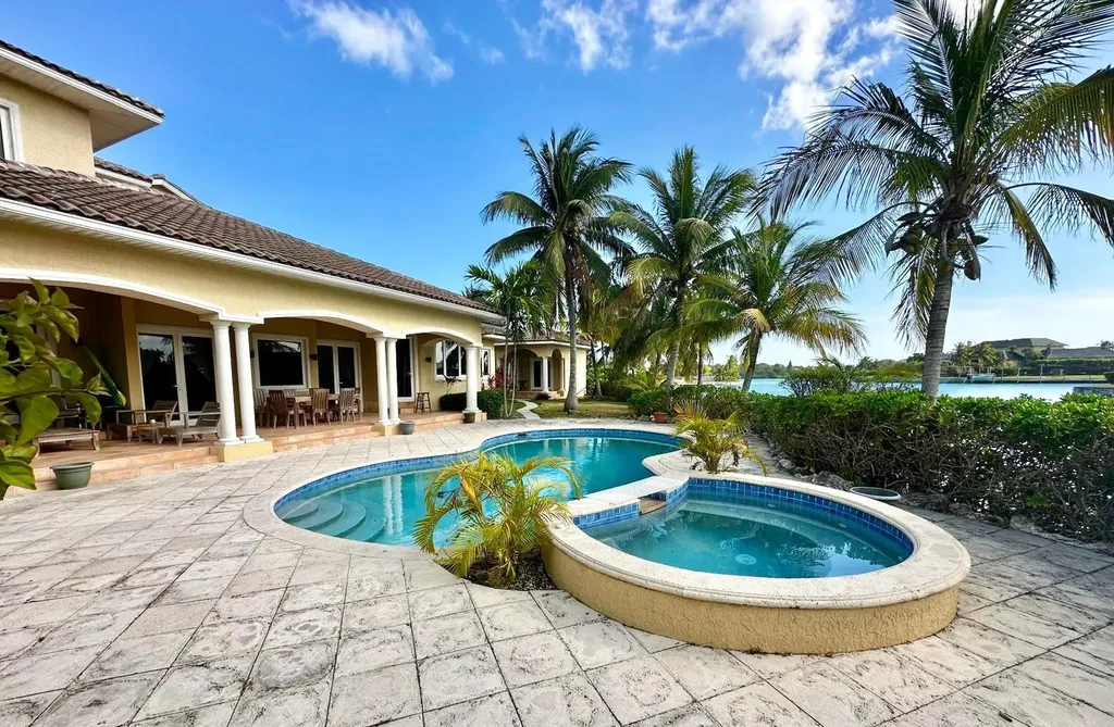 Fortune Bay 31 Grand Bahama Freeport BS