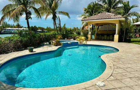 Fortune Bay 31 Grand Bahama Freeport BS