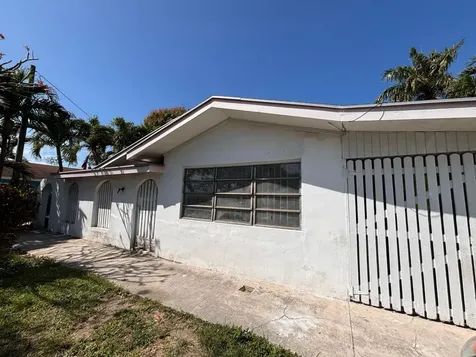 Chipps End New Providence Paradise Island BS