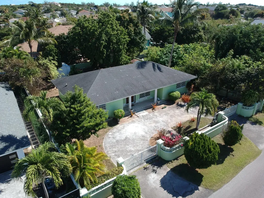 Portland Boulevard 184 New Providence Paradise Island BS