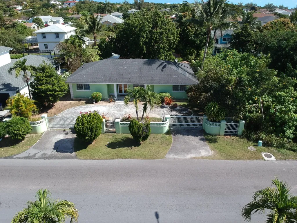 Portland Boulevard 184 New Providence Paradise Island BS
