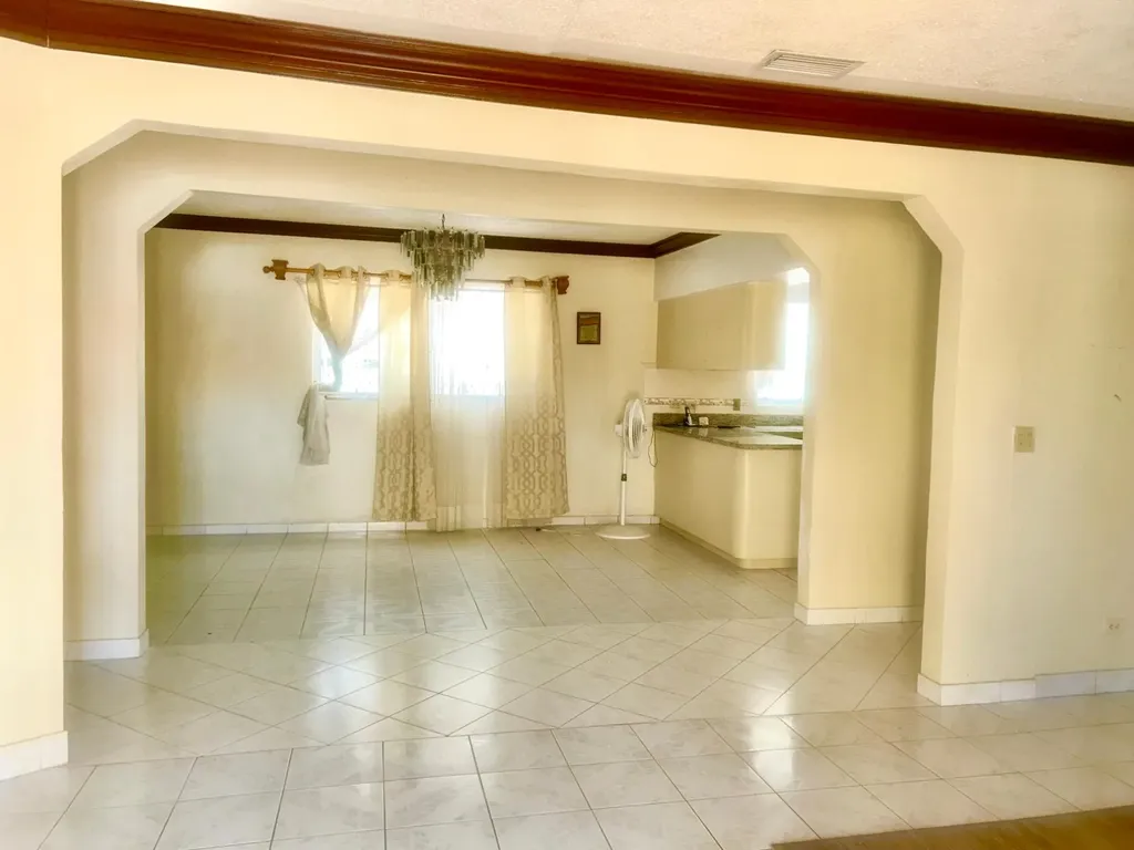 Portland Boulevard 184 New Providence Paradise Island BS