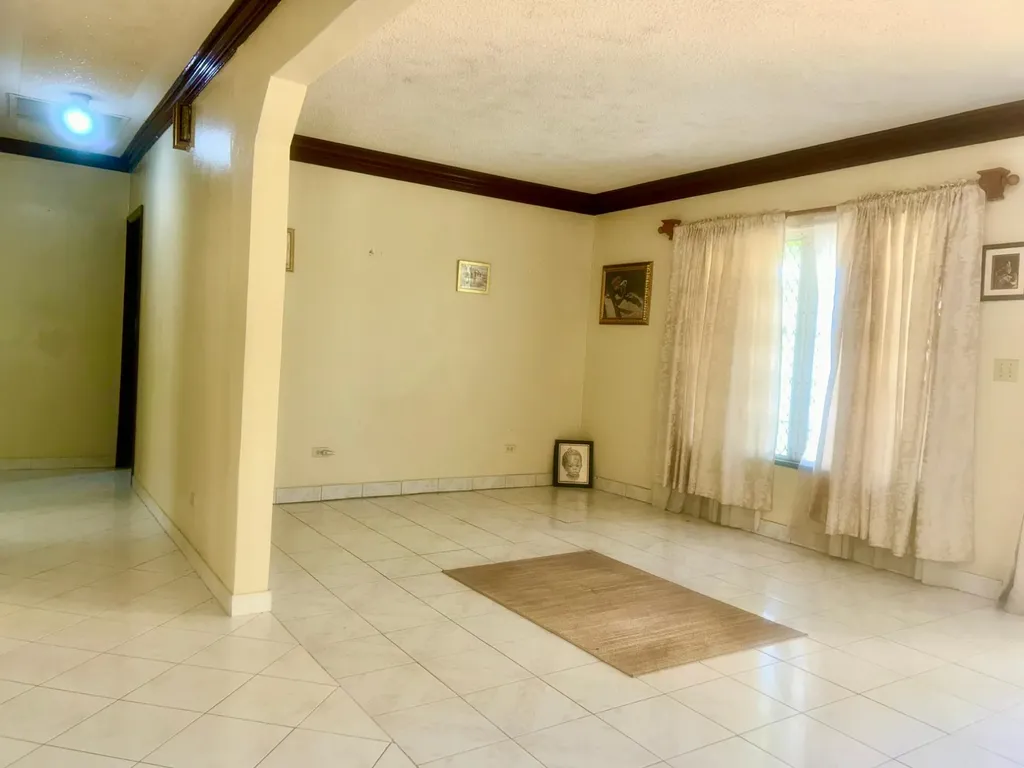 Portland Boulevard 184 New Providence Paradise Island BS