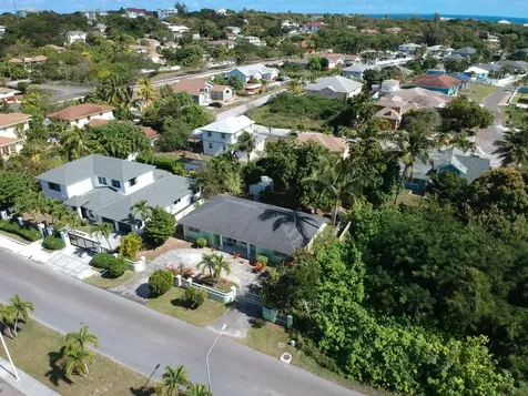 Portland Boulevard 184 New Providence Paradise Island BS