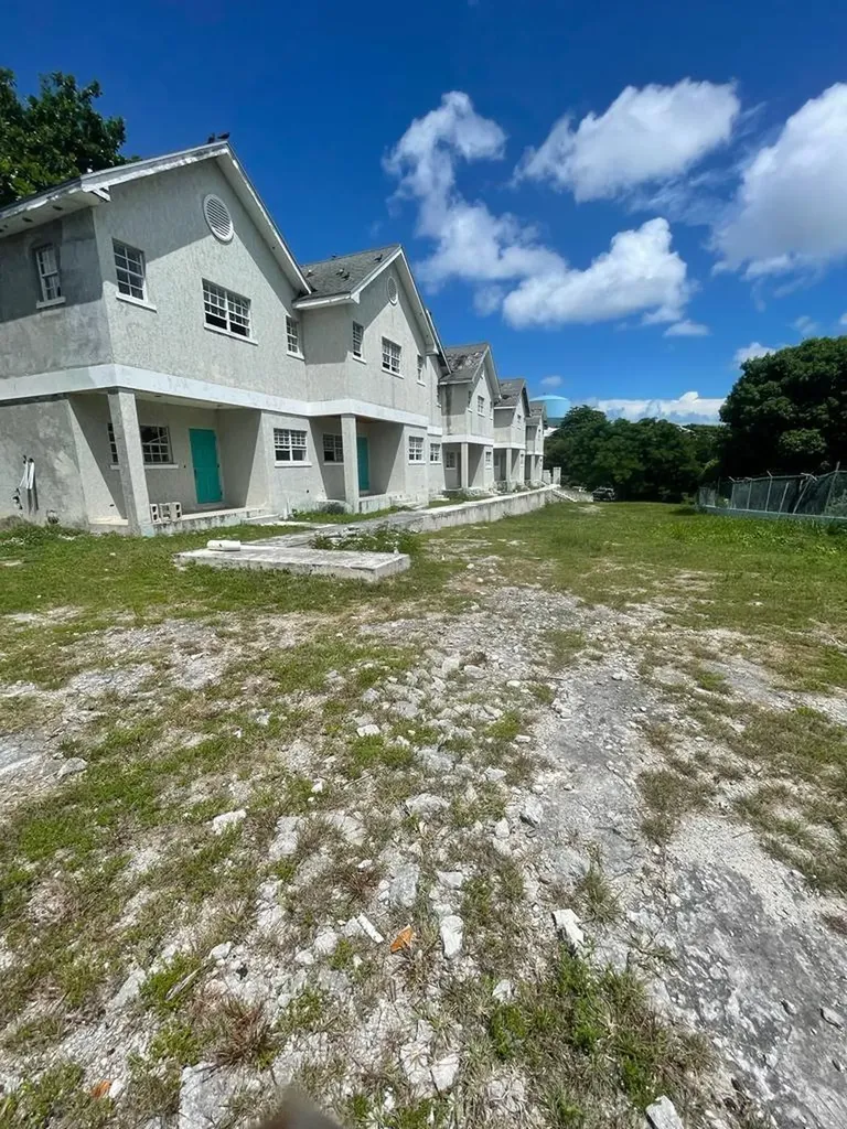 Blue Hill Road Condominium New Providence Paradise Island BS