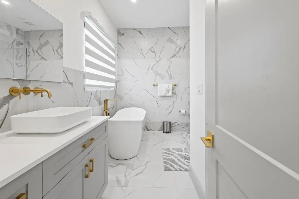 West Bay Street Condos New Providence Paradise Island BS