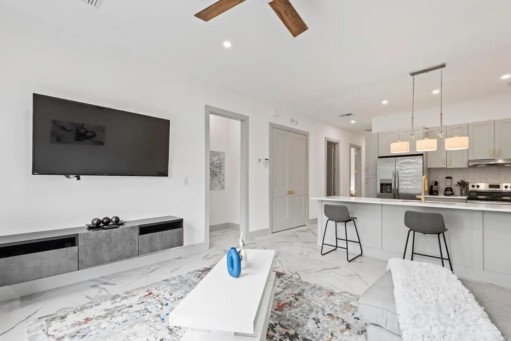 West Bay Street Condos New Providence Paradise Island BS