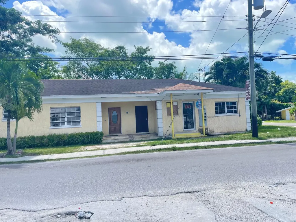 Malcolm Road Home New Providence Paradise Island BS