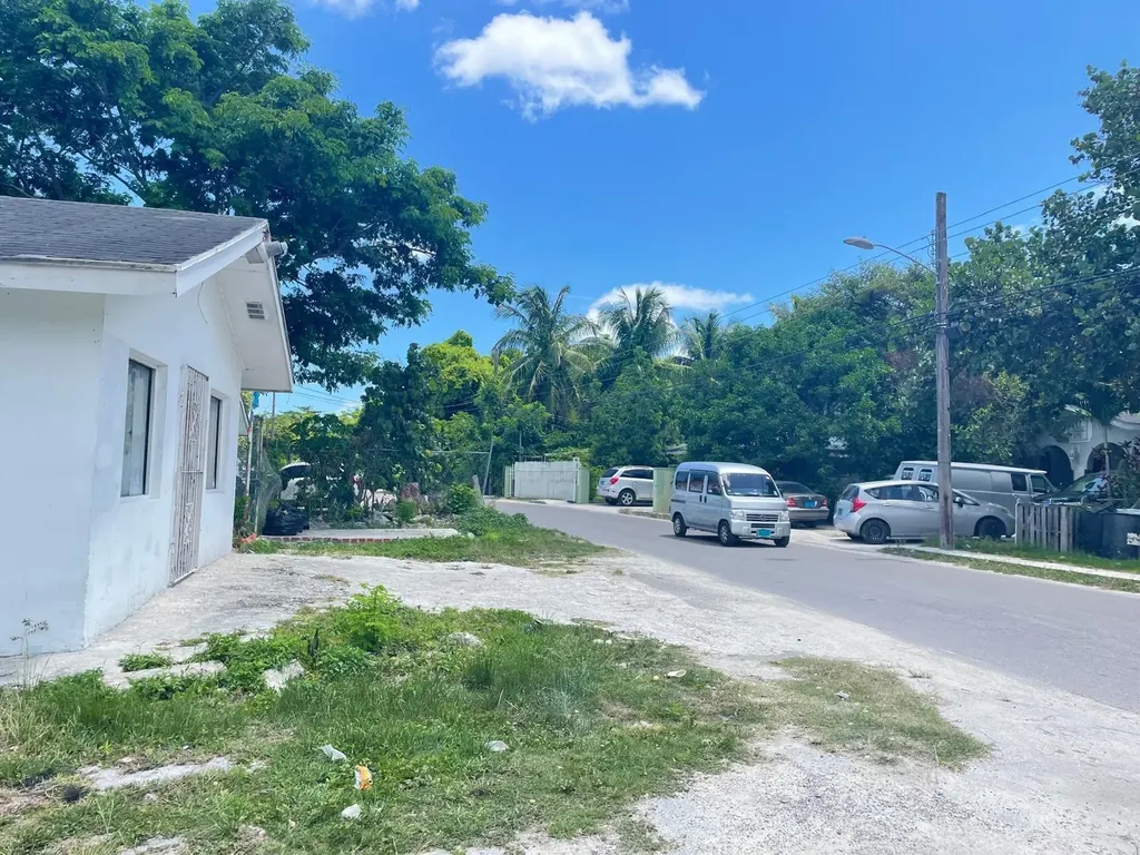 Malcolm Road Home New Providence Paradise Island BS
