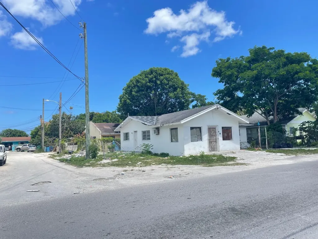 Malcolm Road Home New Providence Paradise Island BS