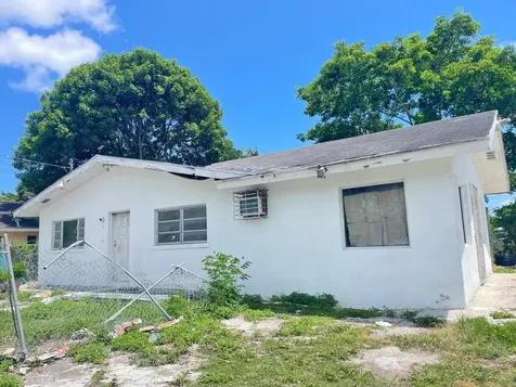 Malcolm Road Home New Providence Paradise Island BS