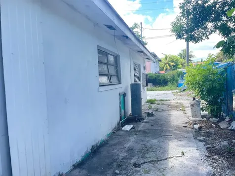 Malcolm Road Home New Providence Paradise Island BS