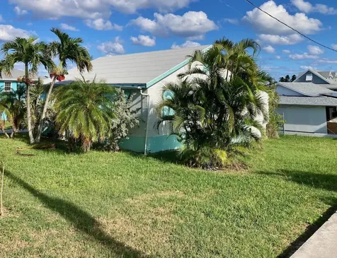 Man O War Cay Abaco BS