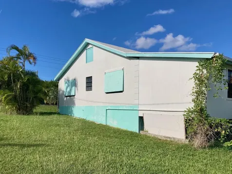 Man O War Cay Abaco BS